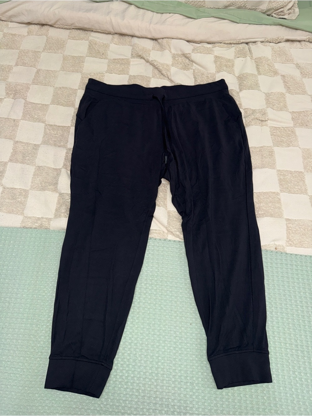 Lululemon Ready To Rulu Pant *29"
Black size 20